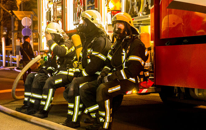 Großbrand im Bürgerzentrum - Bild 31_50