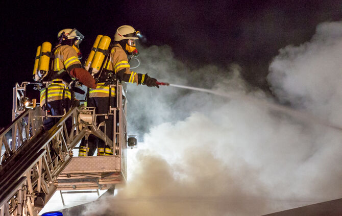 Großbrand im Bürgerzentrum - Bild 34_51