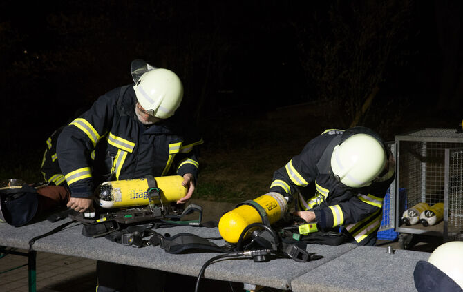 Großbrand im Bürgerzentrum - Bild 35_52