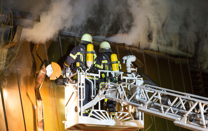 Großbrand im Bürgerzentrum - Bild 48_63