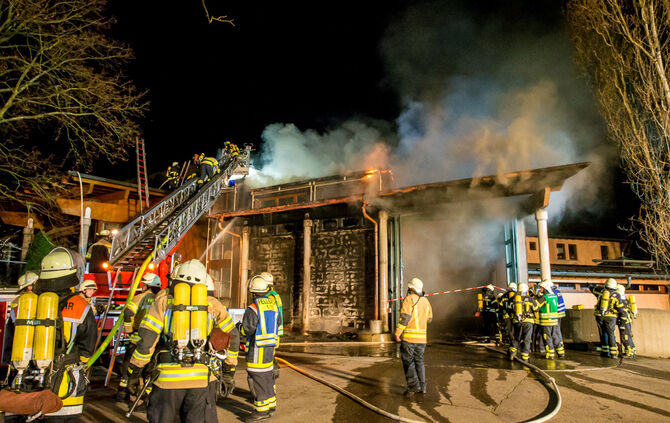 Großbrand im Bürgerzentrum - Bild 32_66