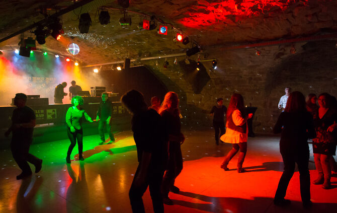 JAK-Kellerdisco in Beutelsbach - Bild 08_7