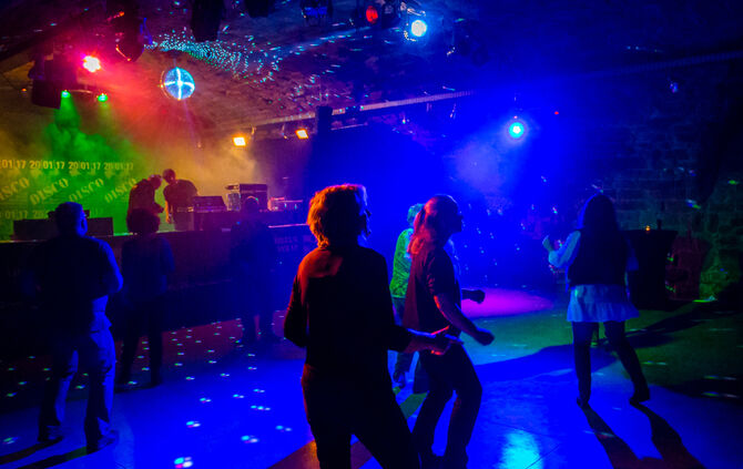 JAK-Kellerdisco in Beutelsbach - Bild 09_8