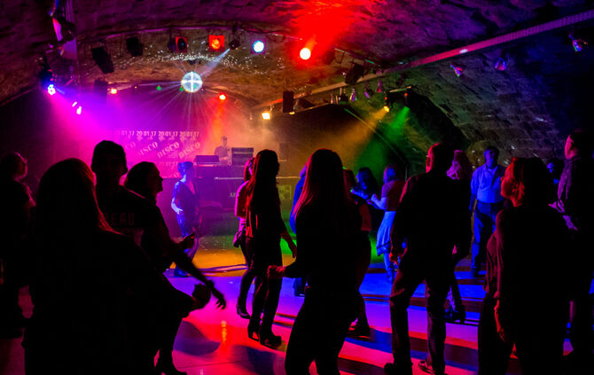 JAK-Kellerdisco in Beutelsbach - Bild 27_26