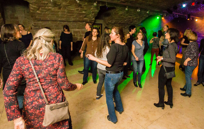 JAK-Kellerdisco in Beutelsbach - Bild 33_32