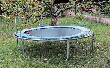 Aussenbereich_Trampolin