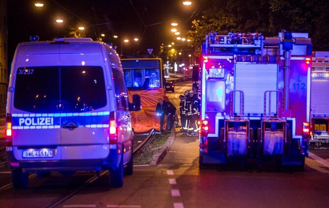 Tragischer Unfall mit Stadtbahn: Person wird von Zug erfasst und getÃ¶tet_2