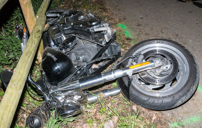 Motorradfahrer schwer verunglückt - Bild 07_6