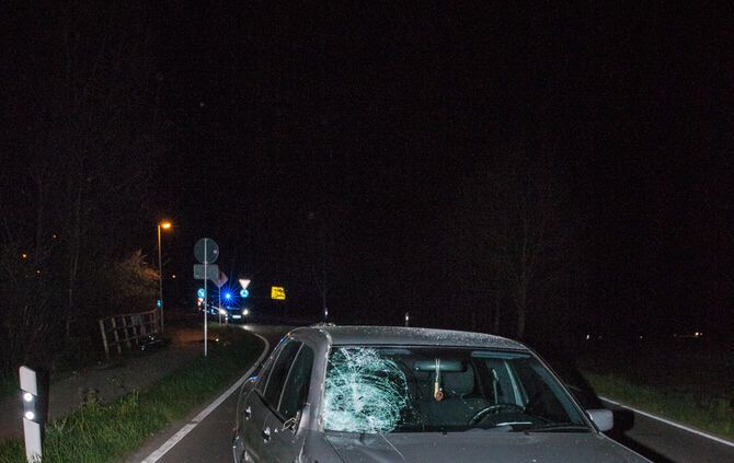 Motorradfahrer schwer verunglückt - Bild 11_10