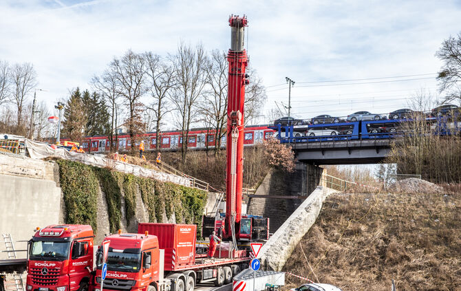 Behelfsbrücke eingesetzt - Bild 12_17