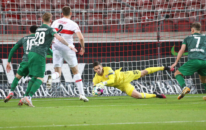 Fußball VfB Stuttgart vs. FC Augsburg