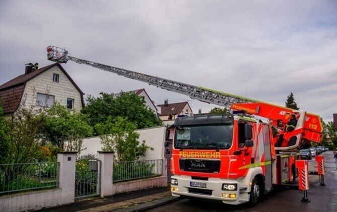Goeppingen: Waschbaer loest Feuerwehreinsatz aus