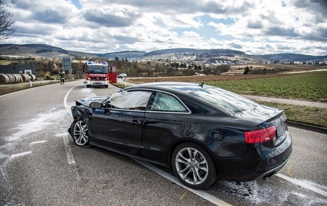 Misachtung der Vorfahrt sorgt für schweren Unfall - Bild 05_4
