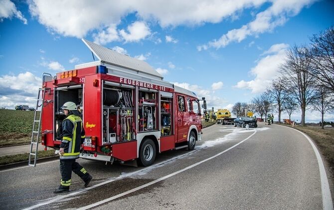 Misachtung der Vorfahrt sorgt für schweren Unfall - Bild 11_7