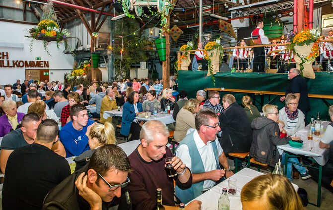 Strümpfelbacher Kelterfest - Bild 30_30