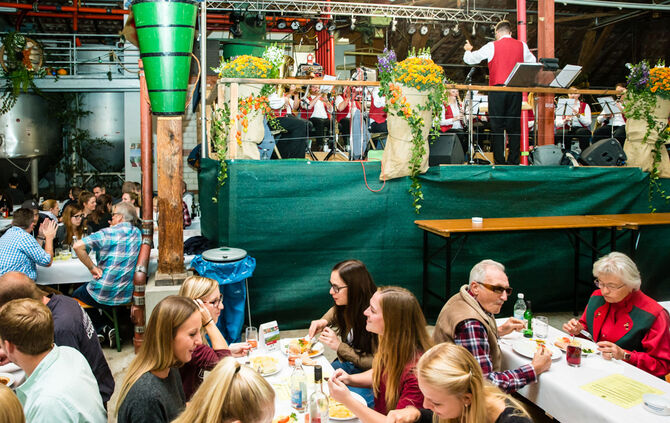 Strümpfelbacher Kelterfest - Bild 32_32