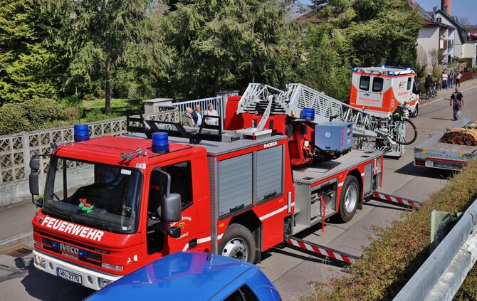 Brand in Leerstehendem Gebäude Feuerwehr im Einsatz