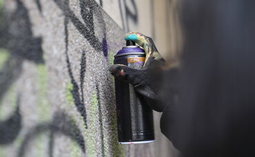 Graffiti Sprayen Sprayer Spraydose Symbol Symbolbild symbolfoto