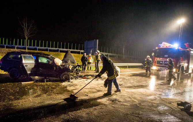 Schwerer Unfall - Bild 11_13