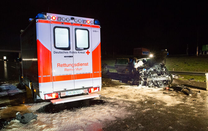 Schwerer Unfall - Bild 04_20