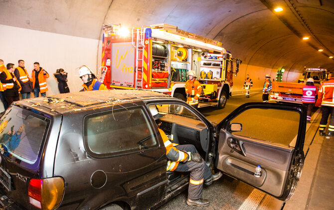 Rettungsübung im Leutenbachtunnel - Bild 39_0