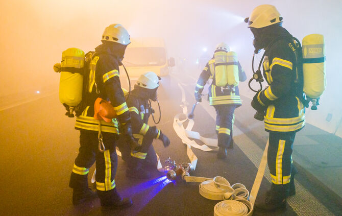 Rettungsübung im Leutenbachtunnel - Bild 11_11