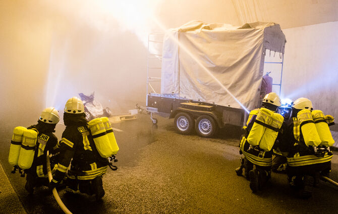 Rettungsübung im Leutenbachtunnel - Bild 14_14