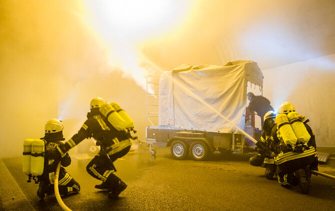Rettungsübung im Leutenbachtunnel - Bild 15_15