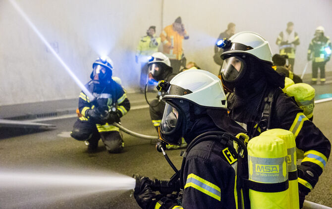 Rettungsübung im Leutenbachtunnel - Bild 17_17
