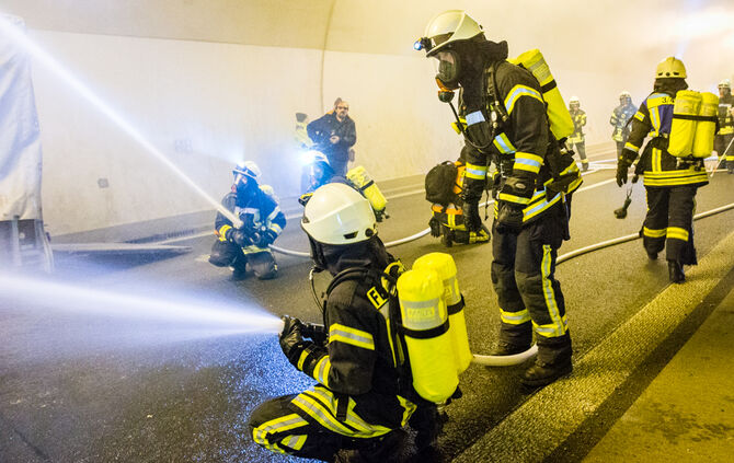Rettungsübung im Leutenbachtunnel - Bild 18_18