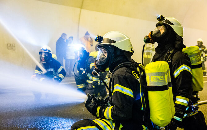 Rettungsübung im Leutenbachtunnel - Bild 19_19