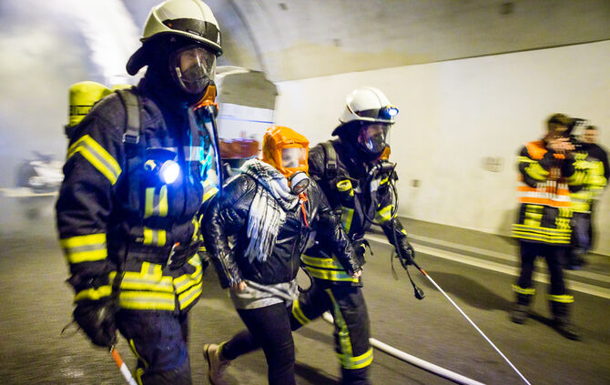 Rettungsübung im Leutenbachtunnel - Bild 24_24