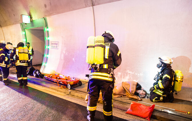 Rettungsübung im Leutenbachtunnel - Bild 31_31