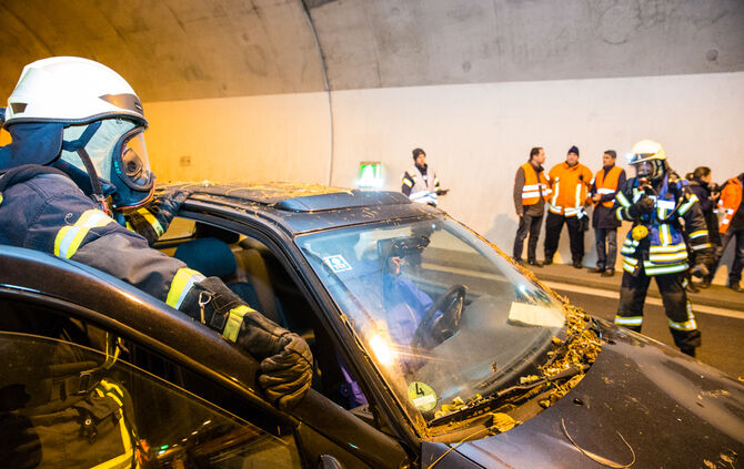 Rettungsübung im Leutenbachtunnel - Bild 32_32