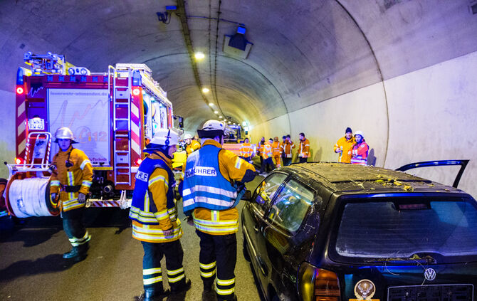 Rettungsübung im Leutenbachtunnel - Bild 37_37