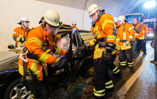 Rettungsübung im Leutenbachtunnel - Bild 45_44