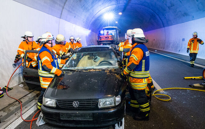 Rettungsübung im Leutenbachtunnel - Bild 55_54