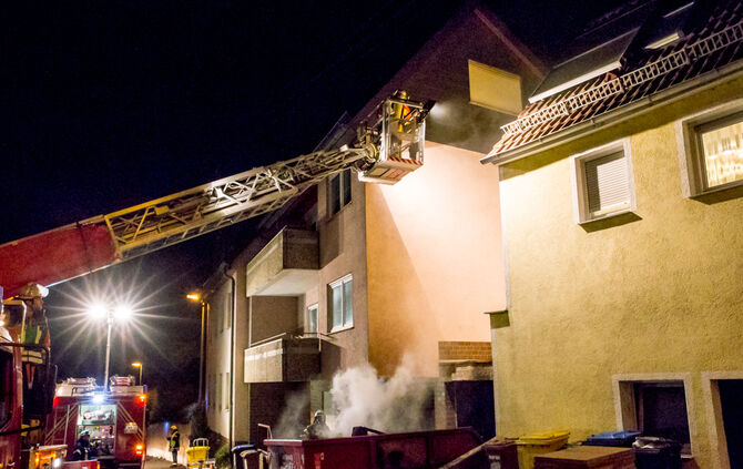 Containerbrand greift auf Haus über - Bild 01_1