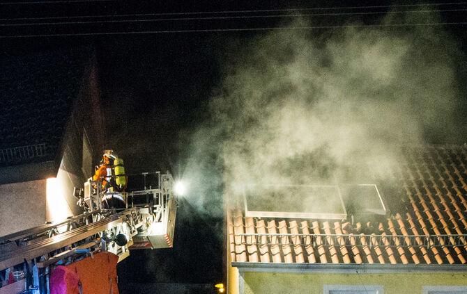 Containerbrand greift auf Haus über - Bild 04_2