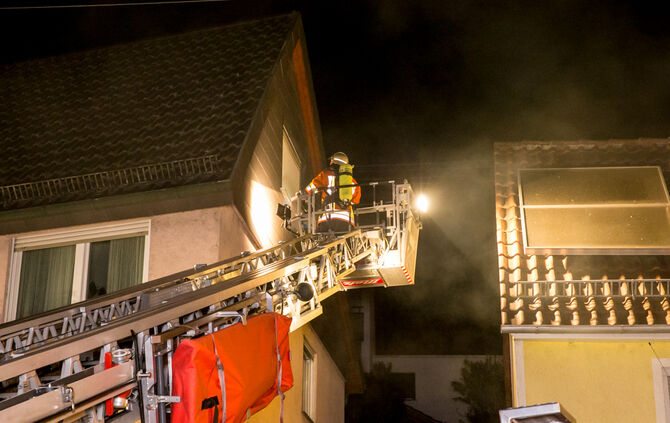 Containerbrand greift auf Haus über - Bild 06_4