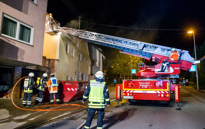Containerbrand greift auf Haus über - Bild 09_5