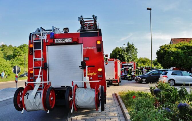 Feuerwehrgroßeinsatz wegen Toaster - 1 Person verletzt