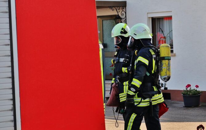Feuerwehrgroßeinsatz wegen Toaster - 1 Person verletzt