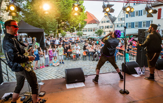 Straßenfest - Bild 23_22