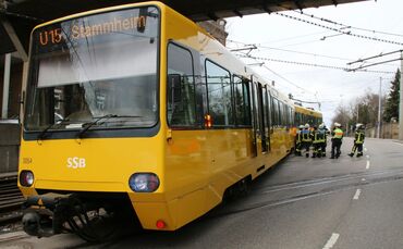 Fotoupdate Stadtbahn an Heilbronner Str entgleist_0