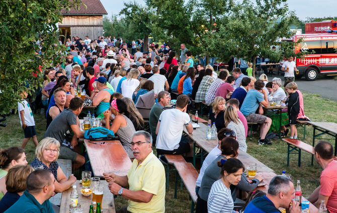 Sonnwendfeier und -feuer der Feuerwehr - Bild 05_6