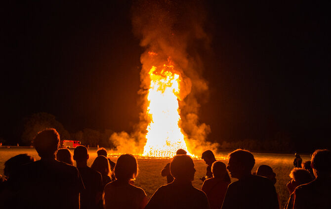 Sonnwendfeier und -feuer der Feuerwehr - Bild 27_26
