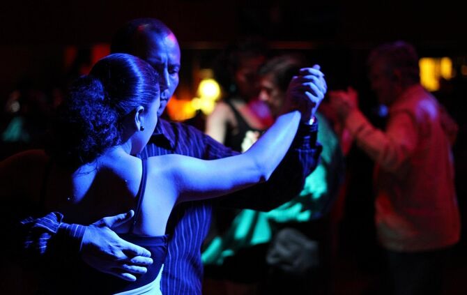 Tanzen Paar Symbol_0