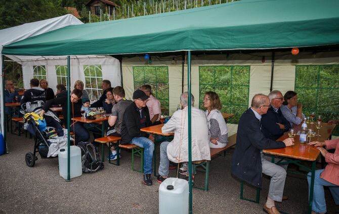 Weinprobe in den Weinbergen Ã¼ber Schnait_9