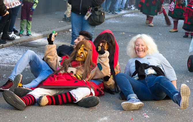 Faschingsumzug - Bild 61_60